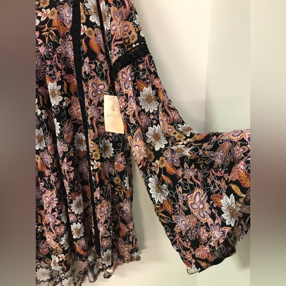 A Beautiful Soul Floral Dress Top Women’s Plus 18/20 New with Tags - Picture 5 of 10